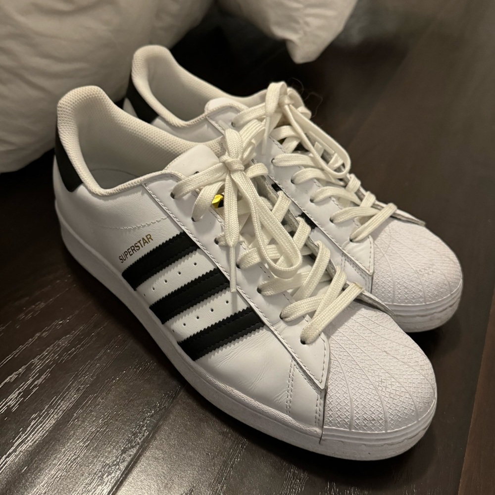 Adidas superstar